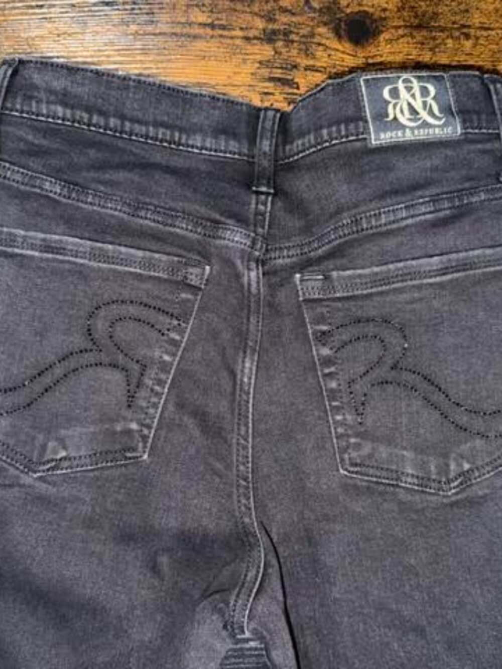 Rock & Republic Kendra Black Rhinestone Pocket Curvy Bootcut Jeans Size 12M